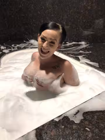 Alexis - Escort in Corona, CA