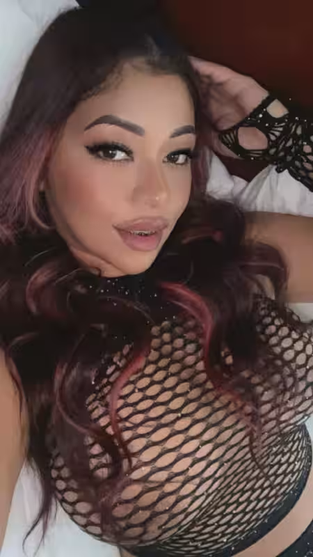 Valerie Deviine - Escort in Phoenix, AZ