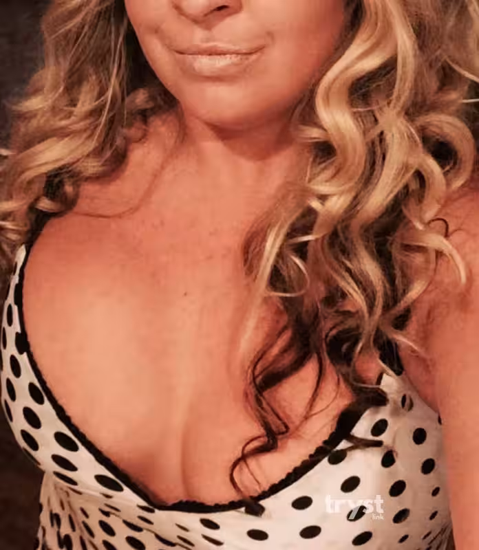 Escort/Massage Kori Rae in Schaumburg, IL
